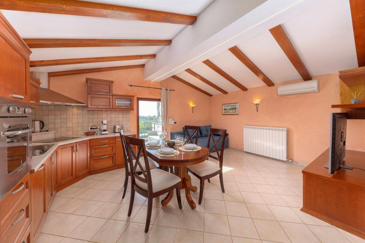 Apartma Koper Pobegi Dış mekan fotoğraf